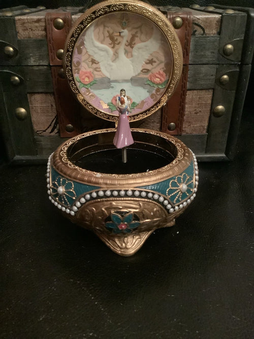 Disney Anastasia Music Box – Plays "Once Upon a December" – New with Box – Rotating Figurine