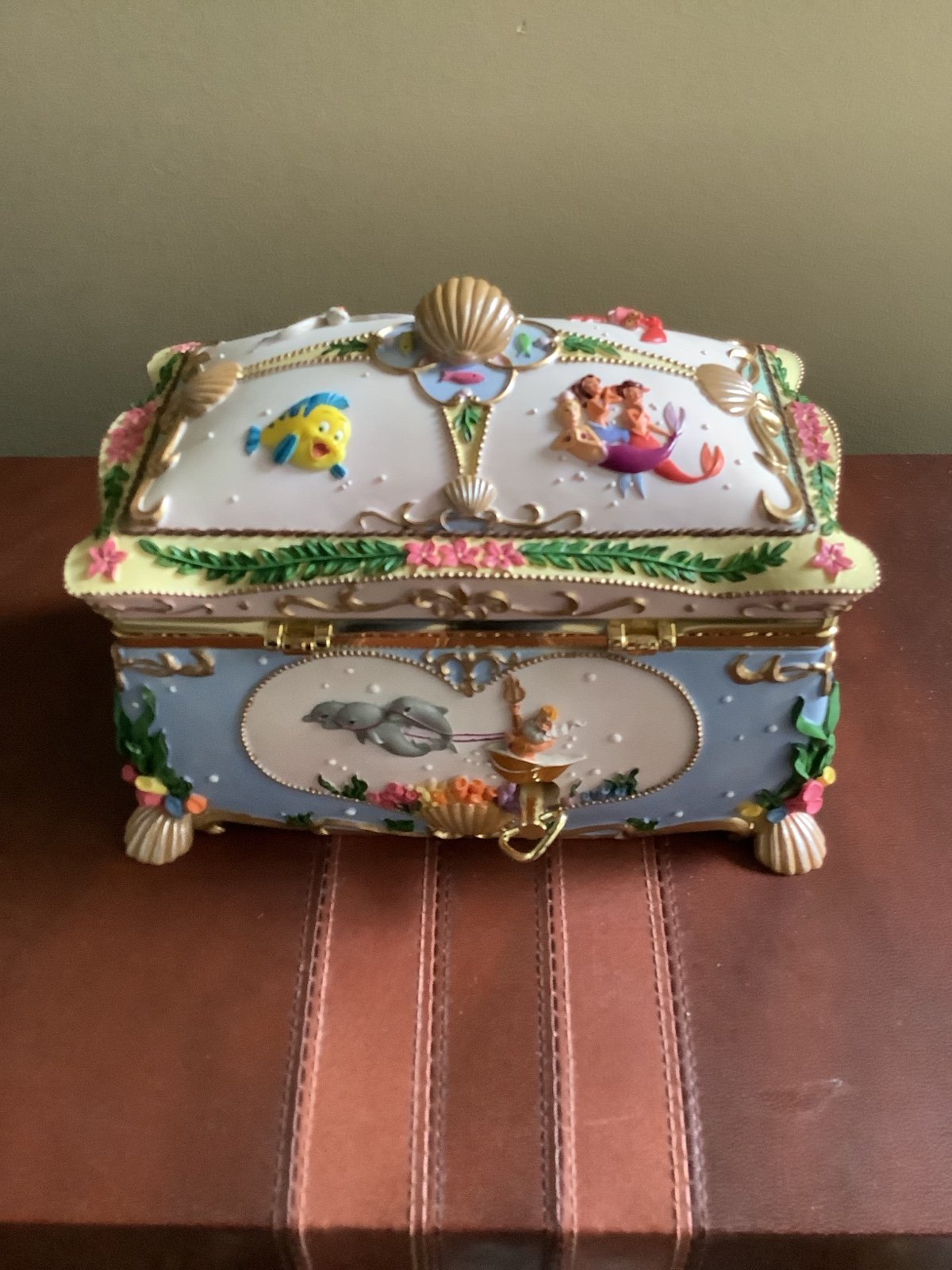 Disney The Little Mermaid Deluxe Jewelry Music Box – “Kiss the Girl” – Rotating Ariel & Eric – Mirror & Drawer
