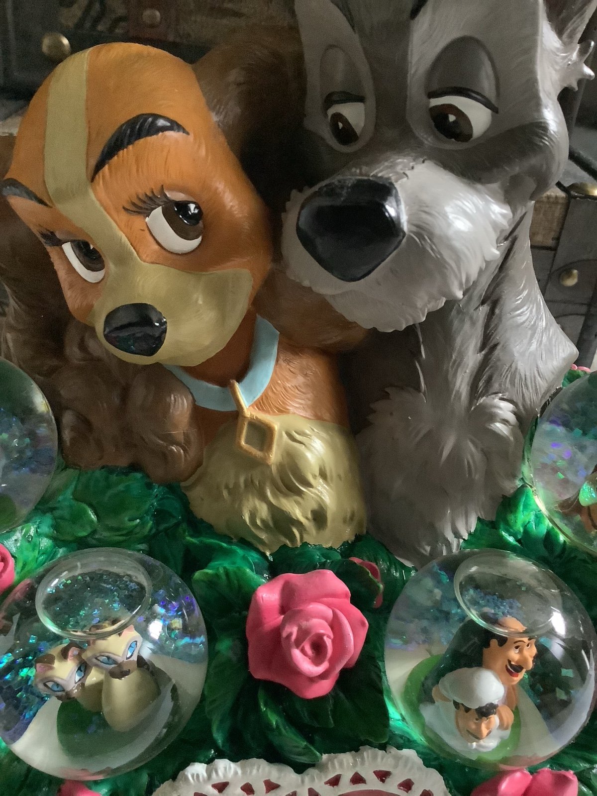 Disney Auctions Lady and The Tramp Snow Globe Figurine – Limited Edition 350 – Plays "This is the Night" – 50th Anniversary
